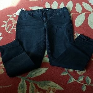 Maurice's black pant